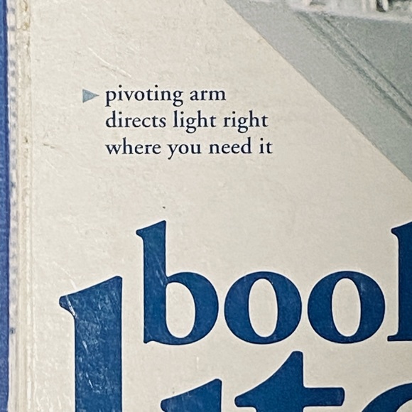 Book lite with LCD alarm clock - Picture 6 of 6